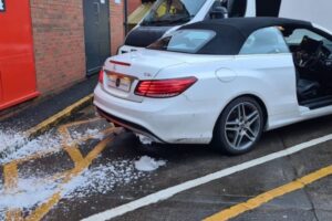 Mercedes E220